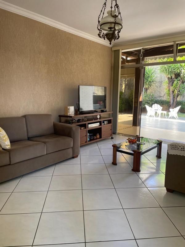 Casa, Caiçaras, 3 Quartos, 2 Vagas, 1 Suíte