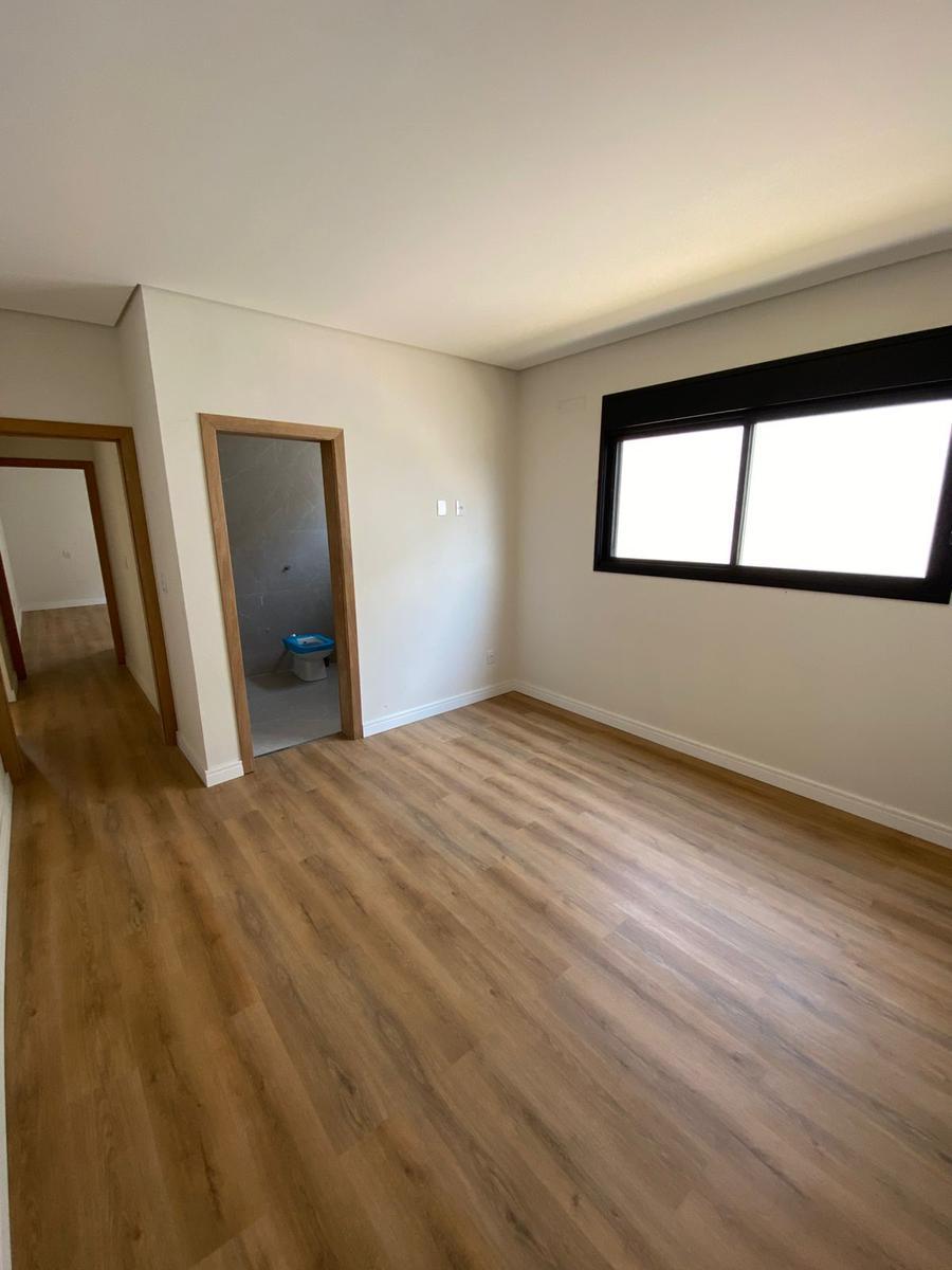 Casa, Santa Luiza, 4 Quartos, 6 Vagas, 2 Suítes