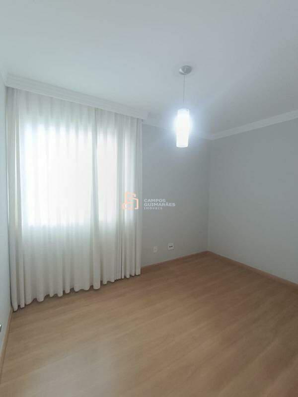 Apartamento, Barreiro, 3 Quartos, 3 Vagas, 1 Suíte