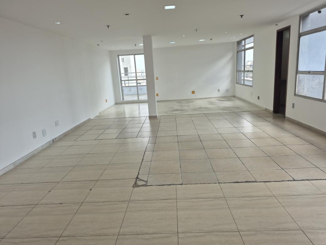 Sala, Barro Preto, 0 Quarto, 0 Vaga
