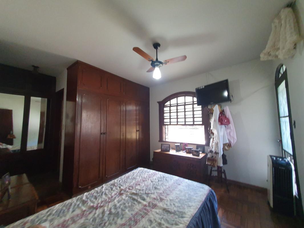 Casa, Jardim América, 4 Quartos, 4 Vagas, 1 Suíte