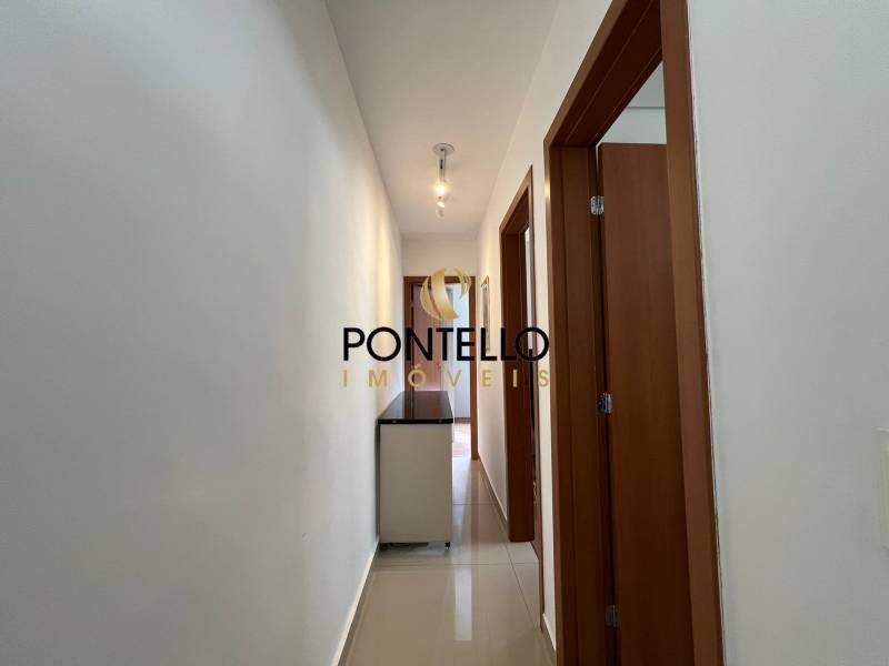 Apartamento, Sagrada Família, 2 Quartos, 1 Vaga