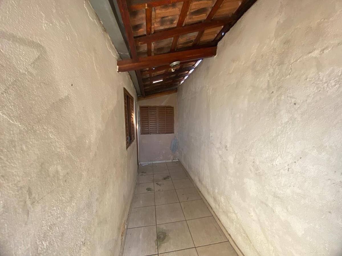 Casa, Centro, 2 Quartos, 0 Vaga
