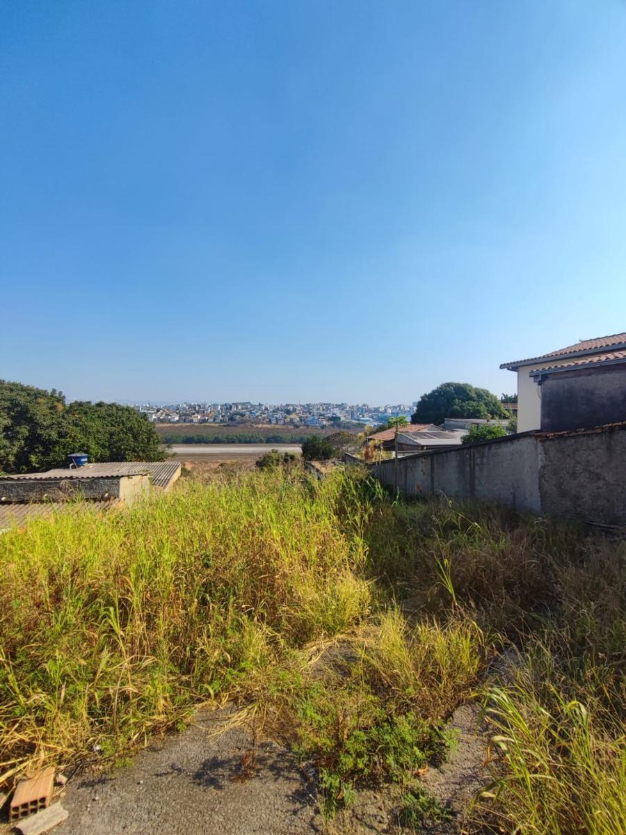 Lote, São Bernardo, 0 Quarto, 0 Vaga