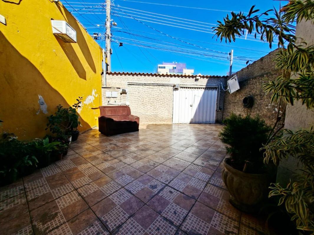Casa, Araguaia, 4 Quartos, 3 Vagas, 1 Suíte