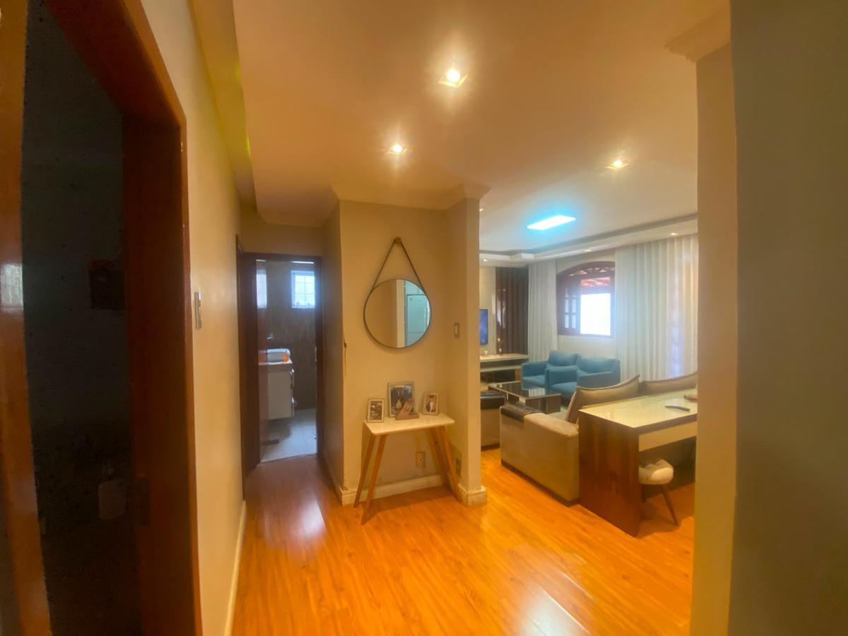 Casa, Jardim Leblon, 3 Quartos, 8 Vagas, 1 Suíte