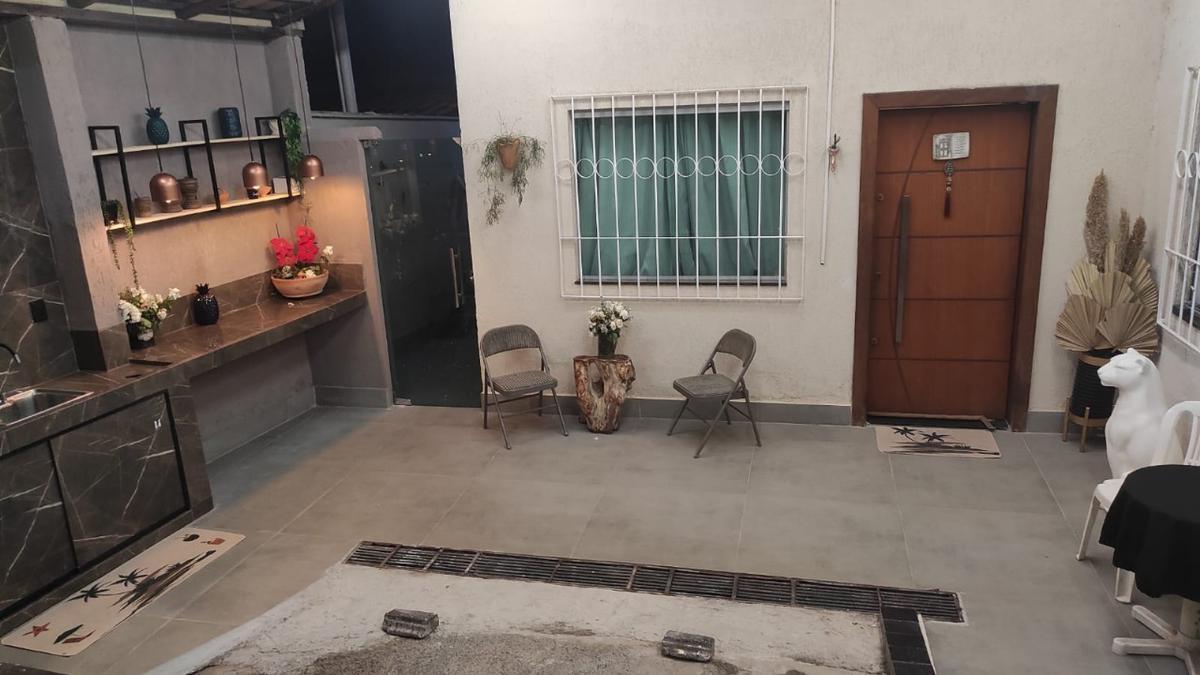 Casa, Céu Azul, 3 Quartos, 2 Vagas, 2 Suítes