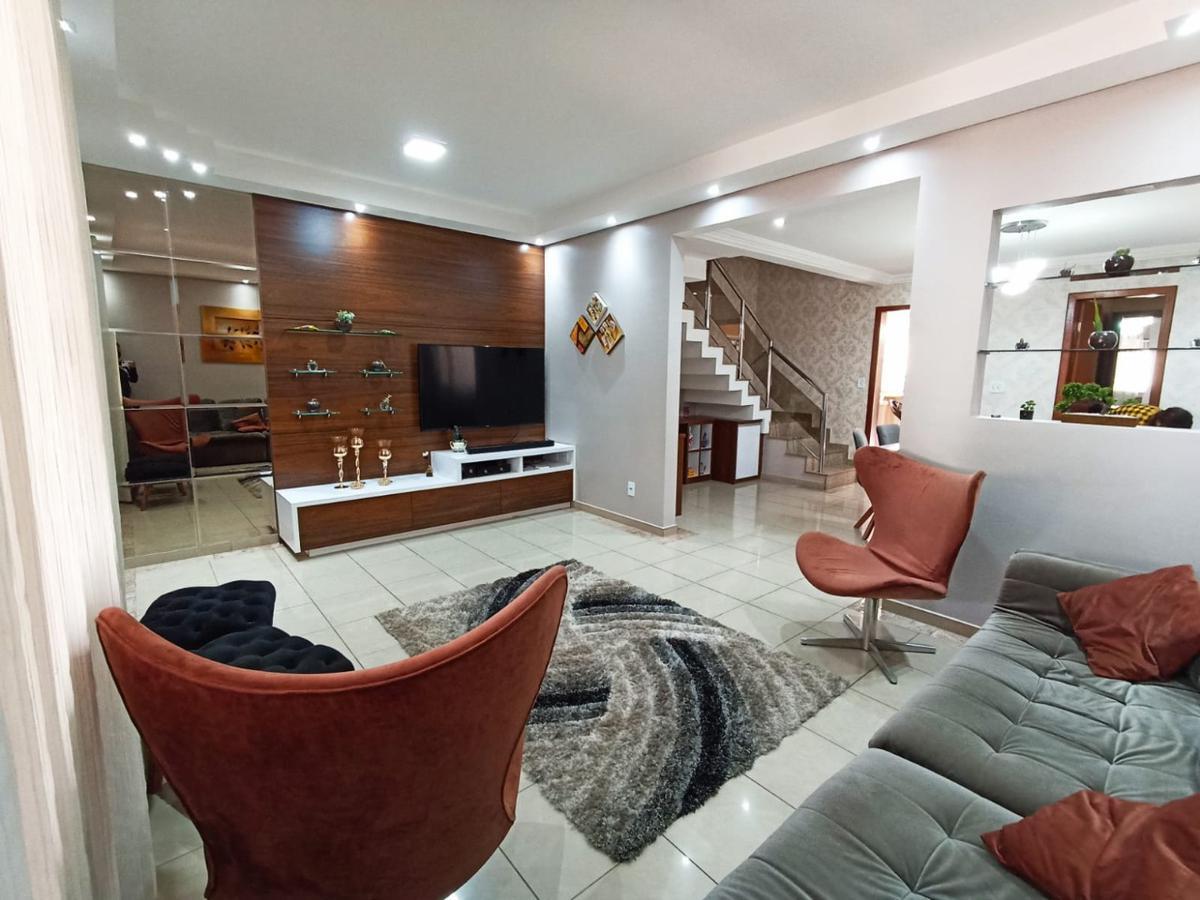 Casa, Jardim Riacho das Pedras, 3 Quartos, 3 Vagas, 1 Suíte