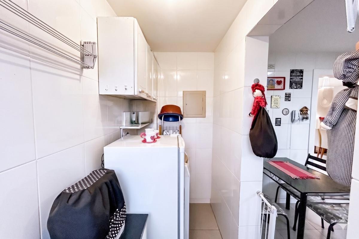 Apartamento, Santa Terezinha, 3 Quartos, 2 Vagas, 1 Suíte