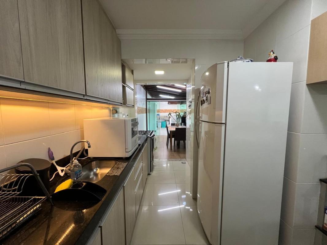 Apartamento, Jaraguá, 4 Quartos, 2 Vagas, 1 Suíte