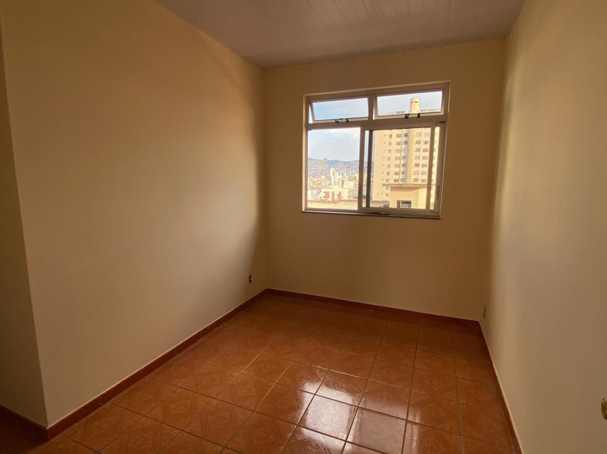 Apartamento, Floresta, 1 Quarto, 0 Vaga, 1 Suíte