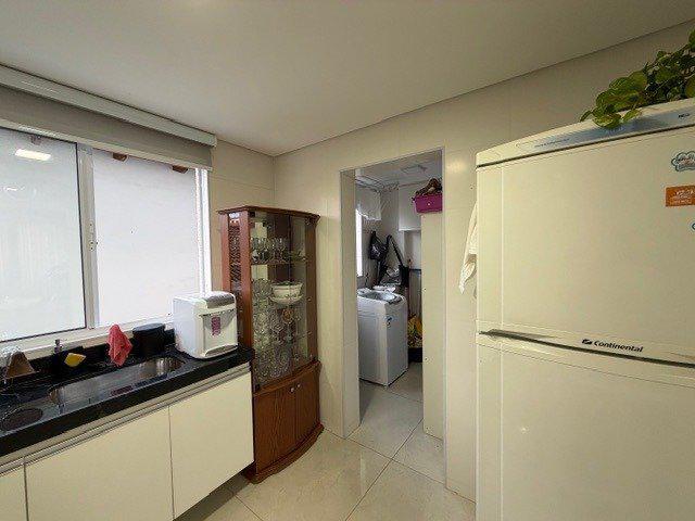 Apartamento, Sagrada Família, 3 Quartos, 2 Vagas, 3 Suítes