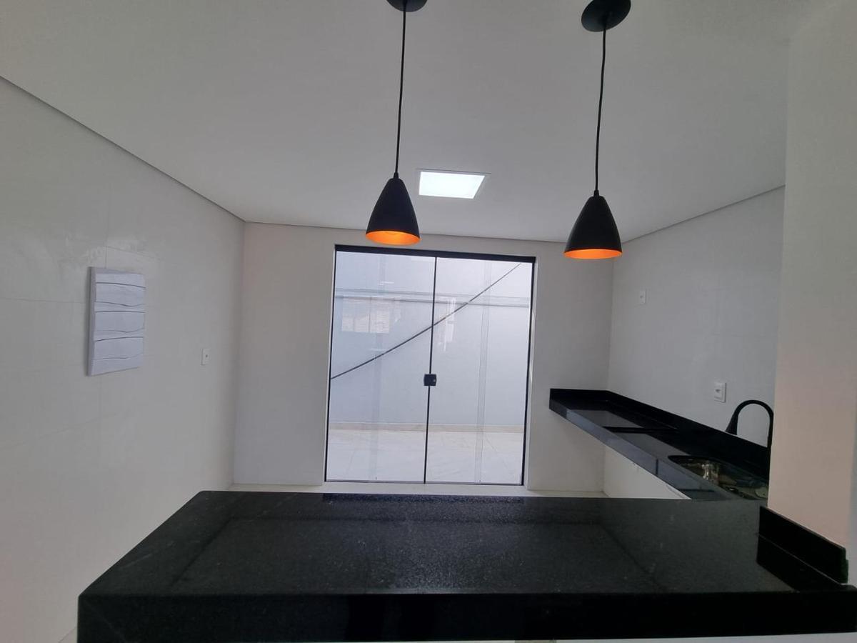 Casa, Planalto, 3 Quartos, 1 Vaga, 1 Suíte
