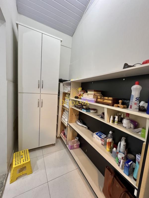 Casa, Ingá Alto, 4 Quartos, 4 Vagas, 2 Suítes