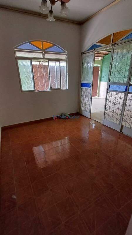 Casa, Primavera, 4 Quartos, 3 Vagas