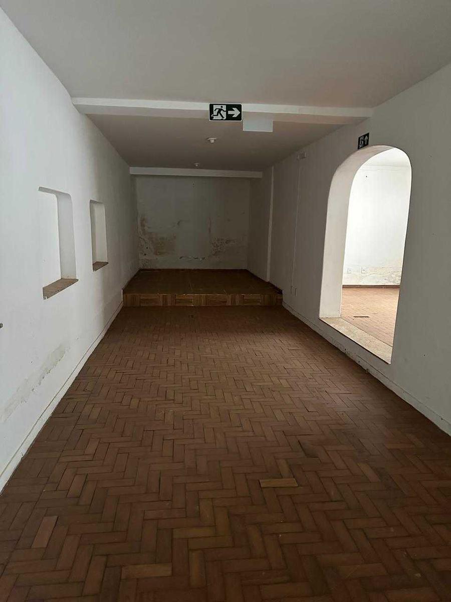 Andar, Centro, 0 Quarto, 0 Vaga