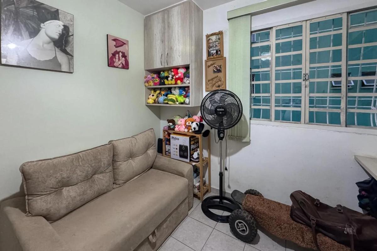 Casa, Fernão Dias, 2 Quartos, 1 Vaga
