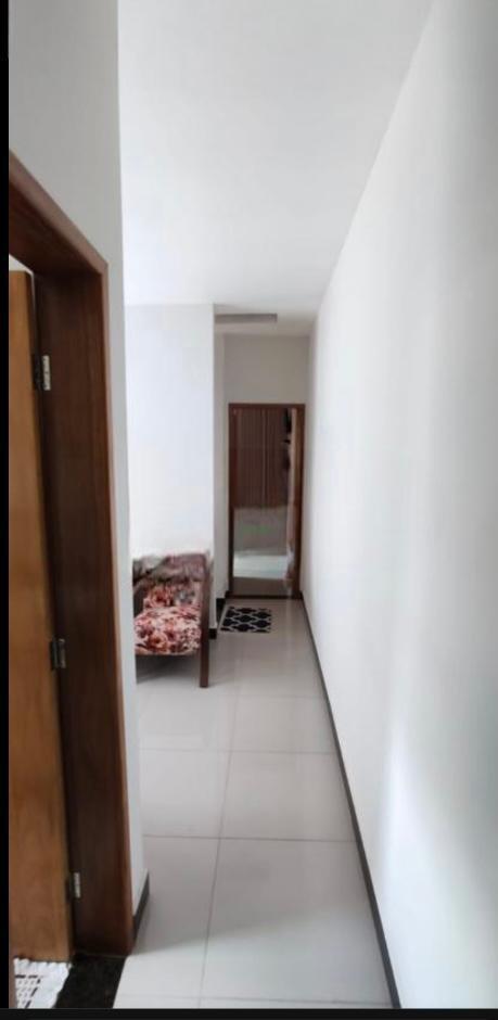 Casa, Masterville, 2 Quartos, 2 Vagas, 1 Suíte