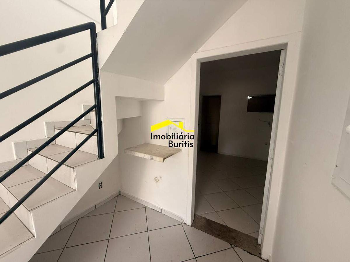 Loja, Estoril, 1 Vaga