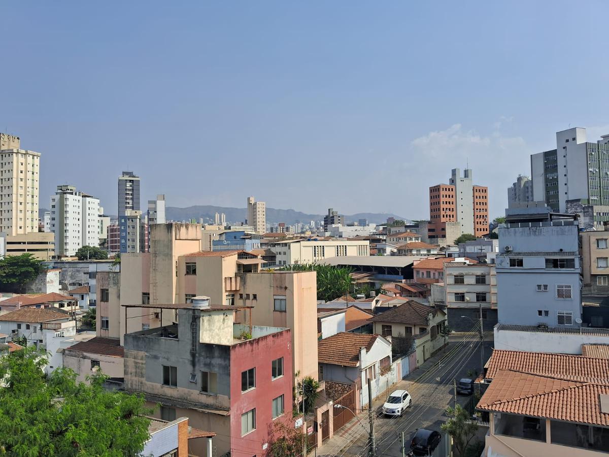 Apartamento, Floresta, 2 Quartos, 2 Vagas