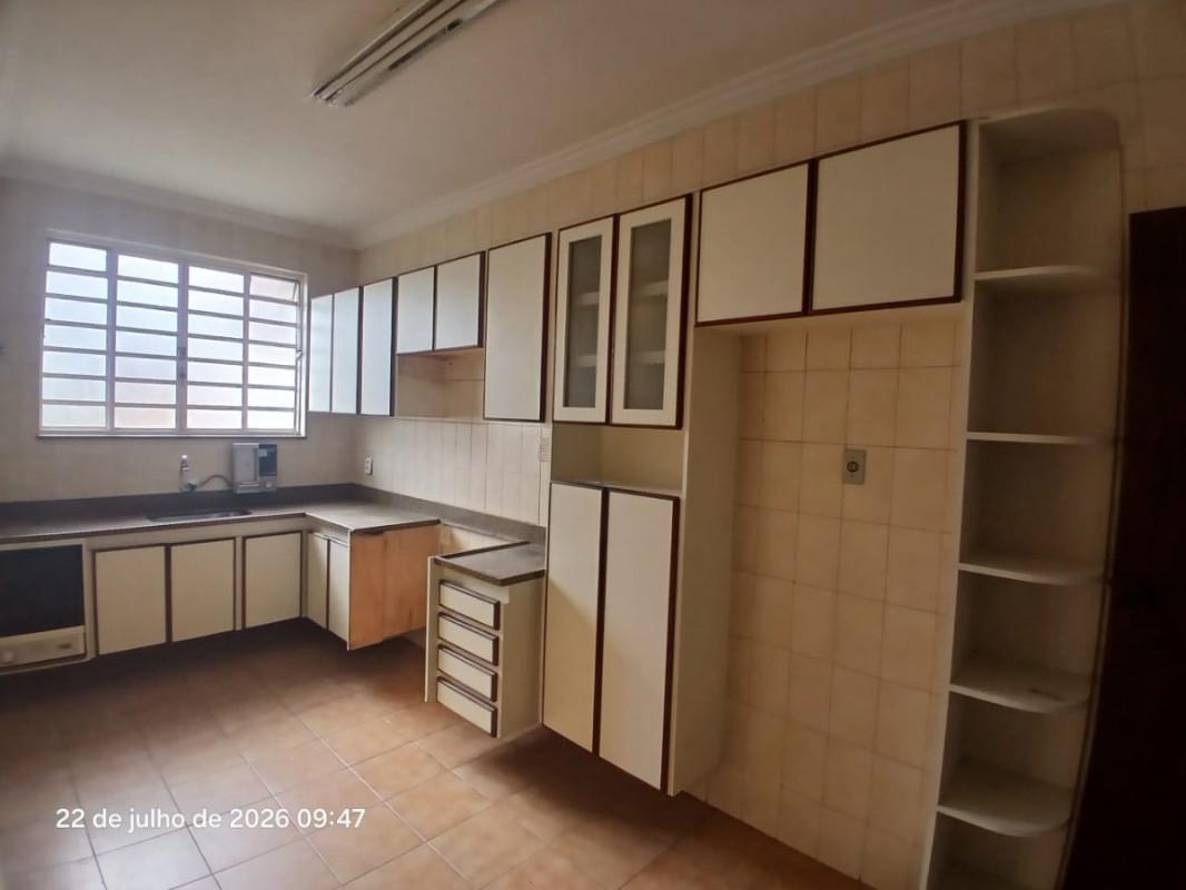 Casa, Itapoã, 4 Quartos, 2 Vagas, 2 Suítes