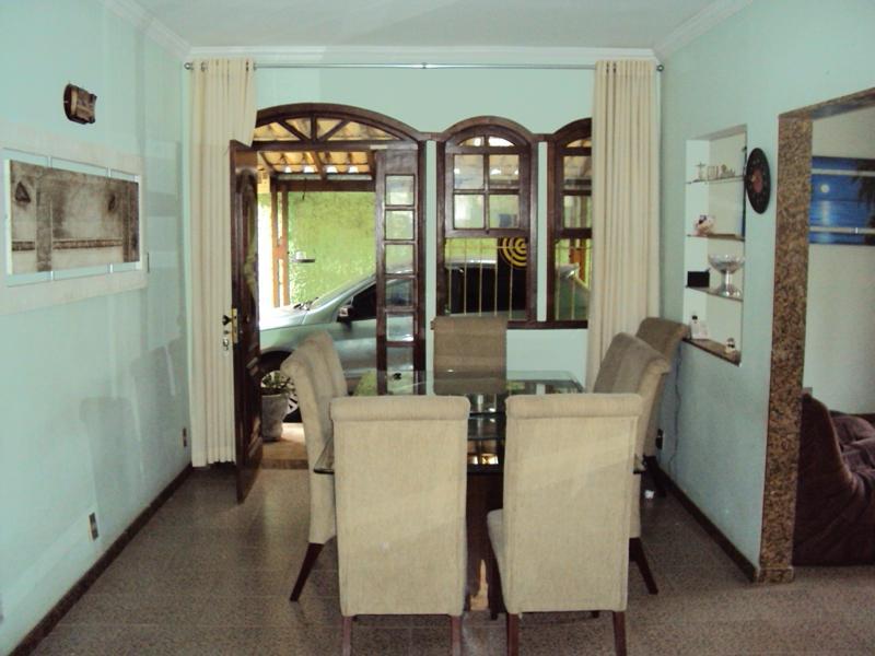 Casa, Vila Clóris, 3 Quartos, 4 Vagas, 2 Suítes