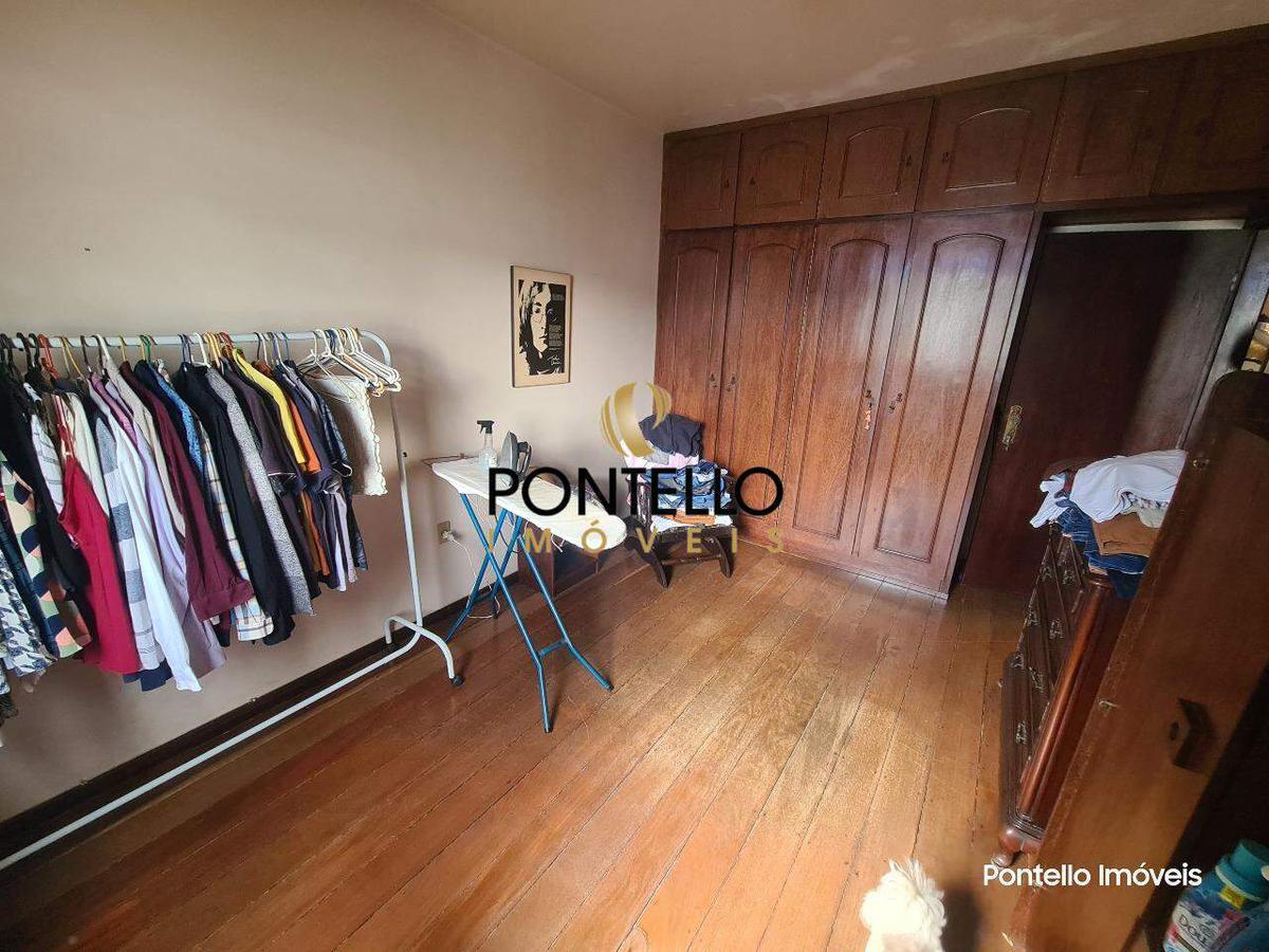 Casa, Cachoeirinha, 9 Quartos, 2 Vagas, 1 Suíte