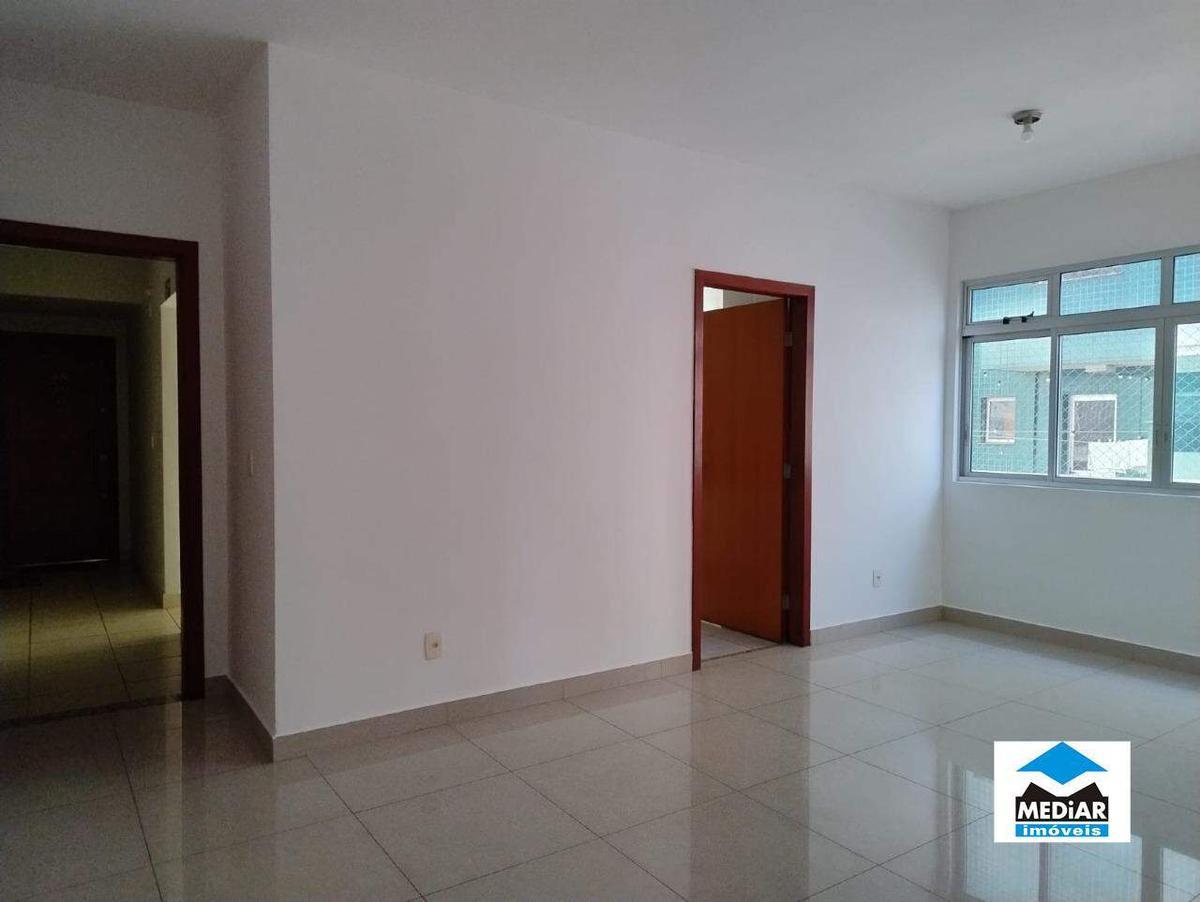 Apartamento, Sagrada Família, 3 Quartos, 2 Vagas, 1 Suíte