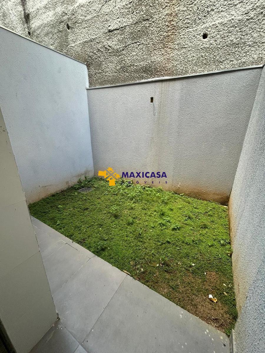 Casa, Planalto, 2 Quartos, 1 Vaga, 1 Suíte