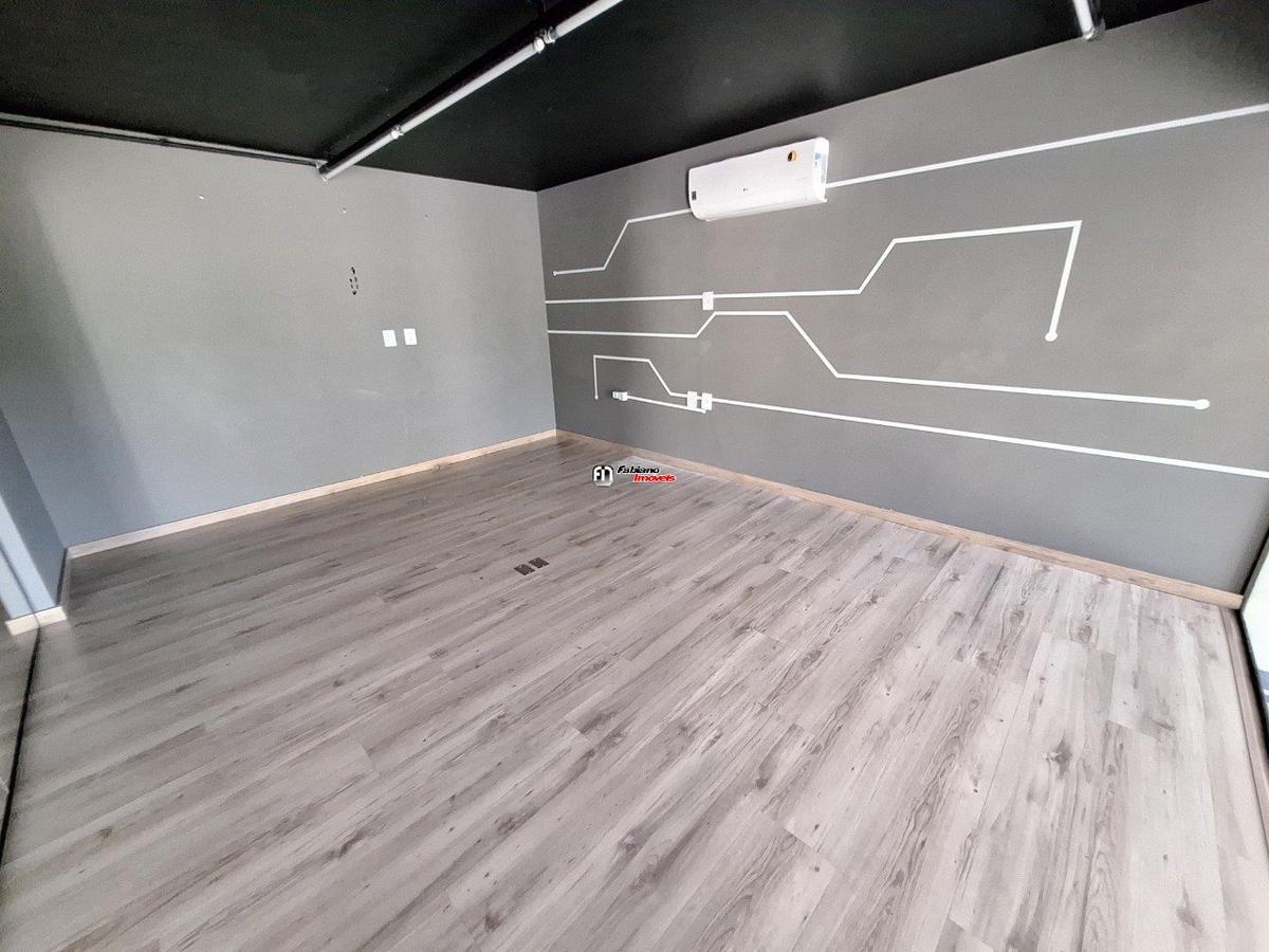 Sala, São José, 0 Quarto, 2 Vagas