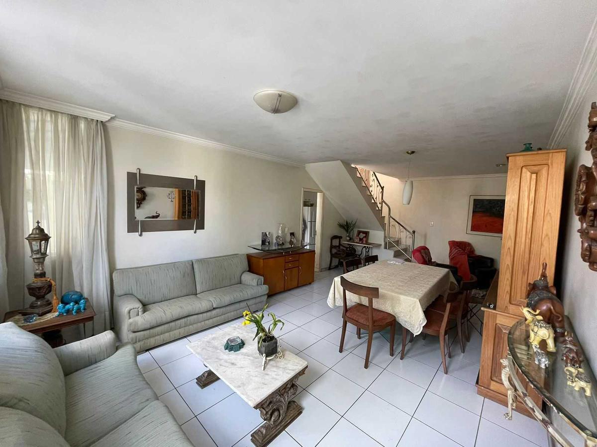 Lote, Padre Eustáquio, 4 Quartos, 0 Vaga, 1 Suíte