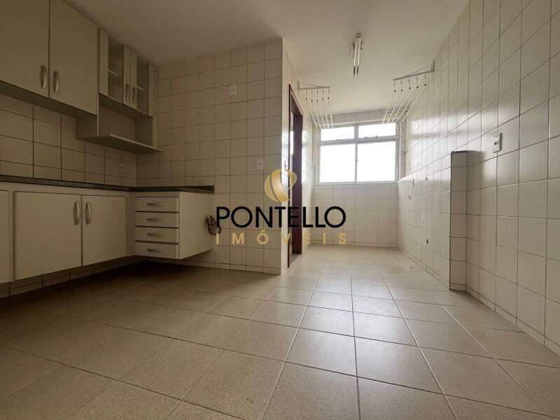 Apartamento, Funcionários, 3 Quartos, 2 Vagas, 1 Suíte