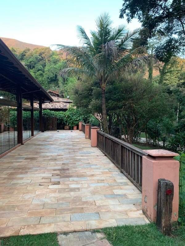 Casa, Retiro do Chalé, 6 Quartos, 15 Vagas, 1 Suíte