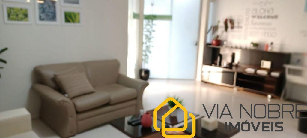 Casa, Estoril, 7 Quartos, 3 Vagas, 3 Suítes