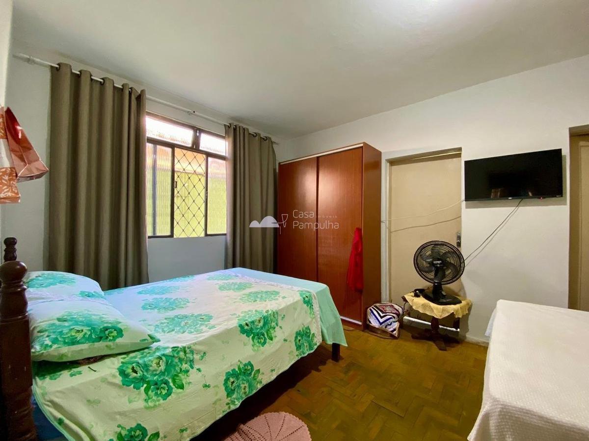 Casa, Santa Branca, 3 Quartos, 2 Vagas, 1 Suíte