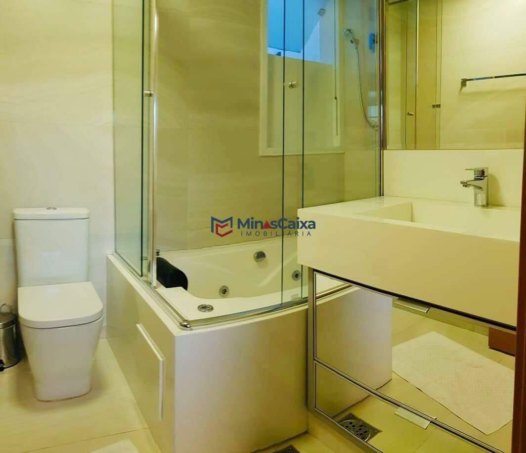 Apartamento, Funcionários, 4 Quartos, 4 Vagas, 2 Suítes