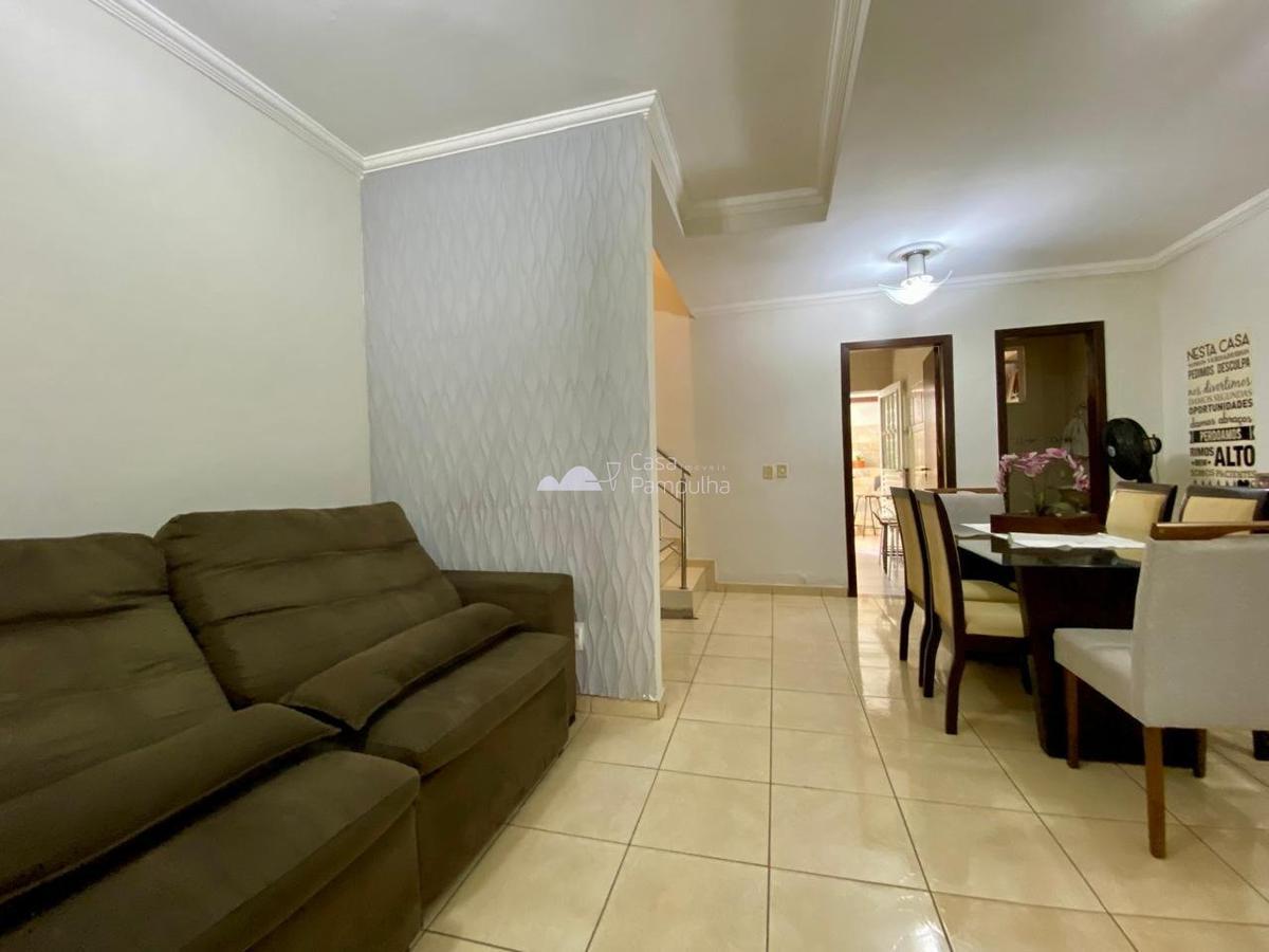 Casa, Santa Branca, 2 Quartos, 2 Vagas, 2 Suítes