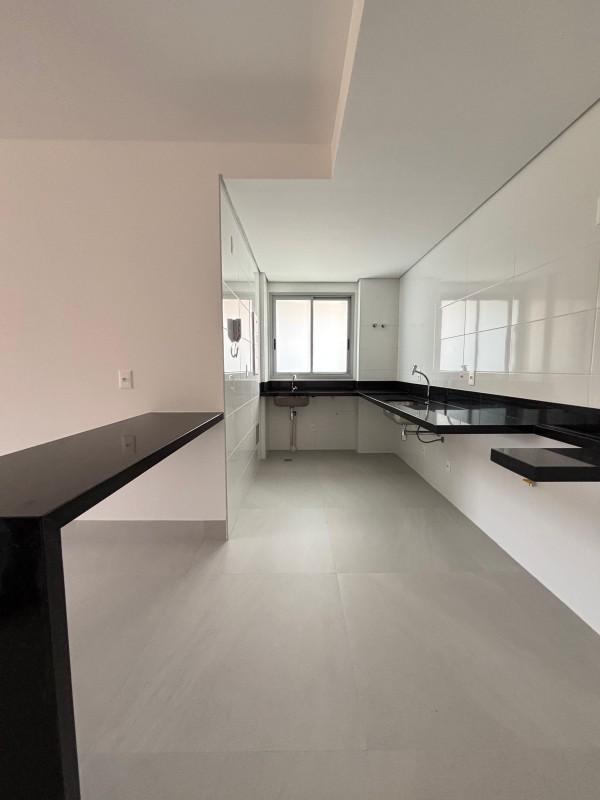 Apartamento, Sagrada Família, 3 Quartos, 2 Vagas, 1 Suíte