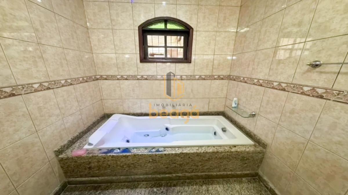 Casa, Parque Xangri-lá, 4 Quartos, 4 Vagas, 2 Suítes