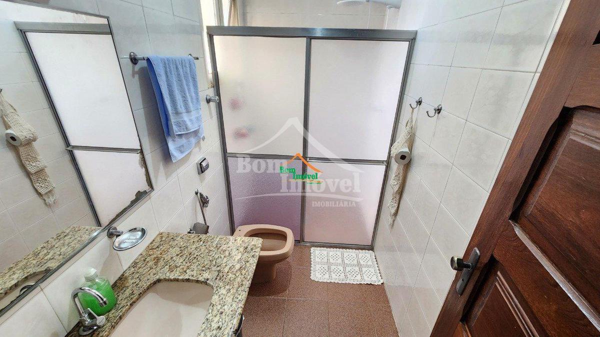 Casa, Centro, 2 Quartos, 1 Vaga, 1 Suíte