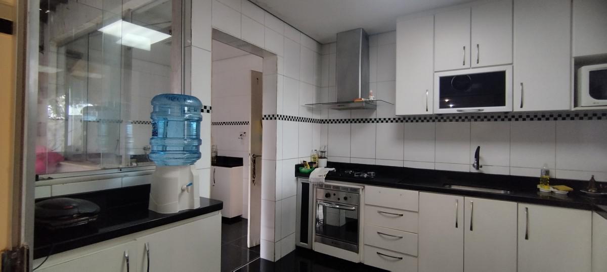 Casa, Cabral, 4 Quartos, 4 Vagas, 1 Suíte