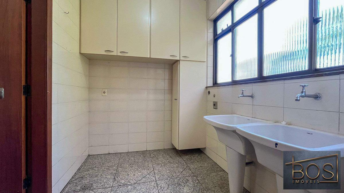 Apartamento, Coração de Jesus, 4 Quartos, 2 Vagas, 1 Suíte