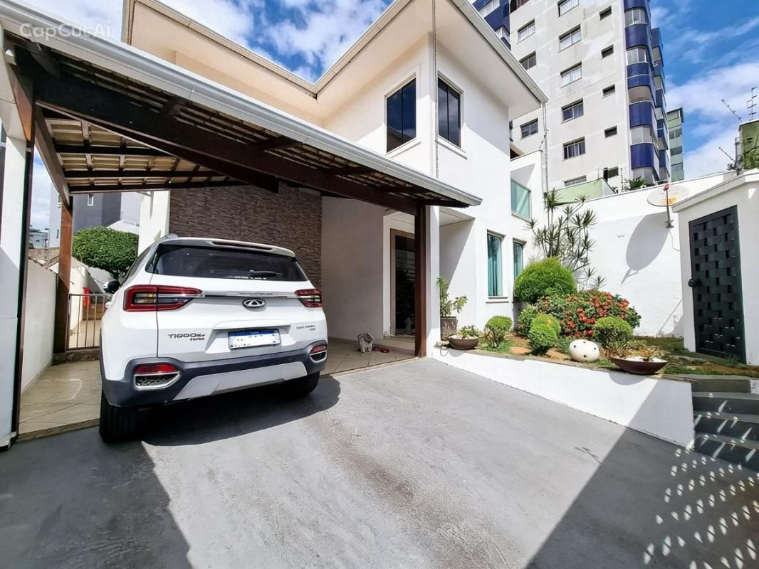 Casa, Manacás, 3 Quartos, 4 Vagas, 1 Suíte