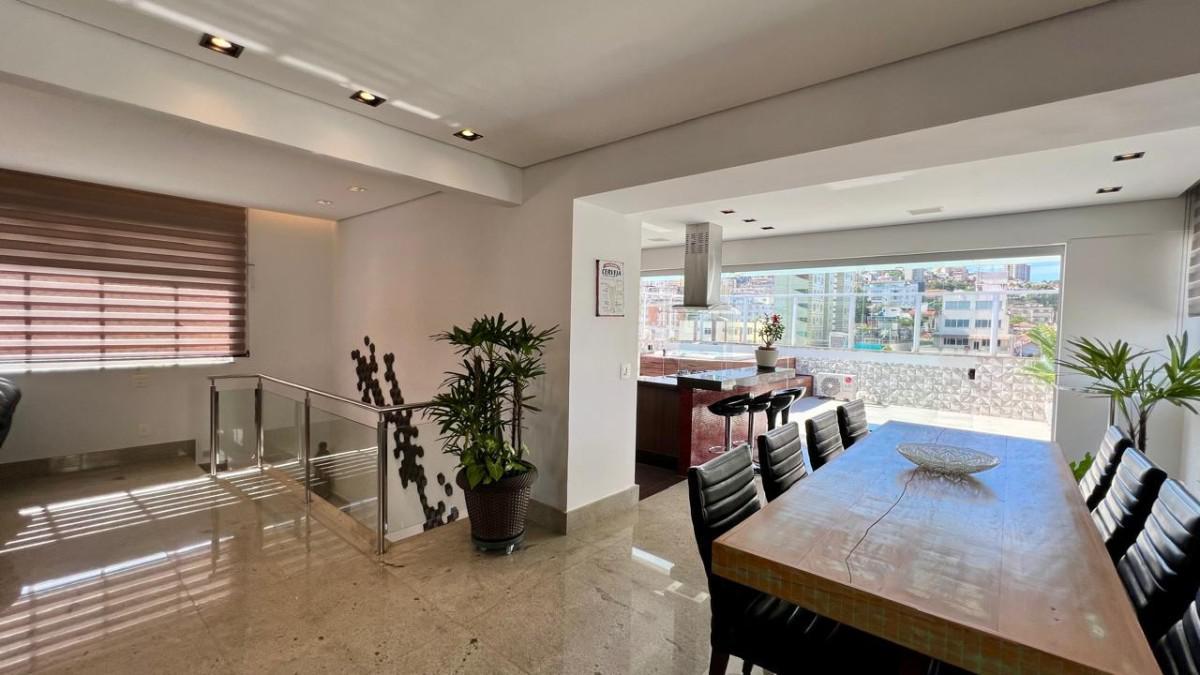 Cobertura, Santa Efigênia, 5 Quartos, 3 Vagas, 1 Suíte