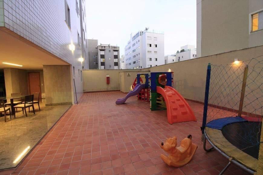 Cobertura, Buritis, 4 Quartos, 5 Vagas, 1 Suíte