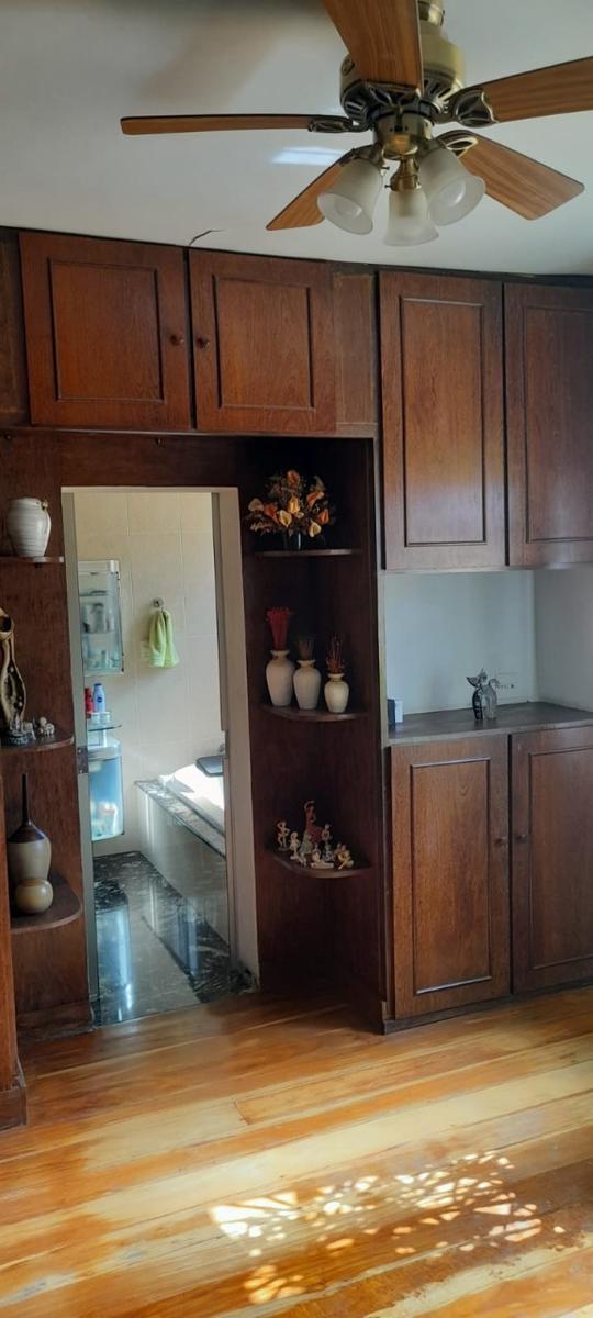 Casa, Arvoredo, 3 Quartos, 6 Vagas, 1 Suíte