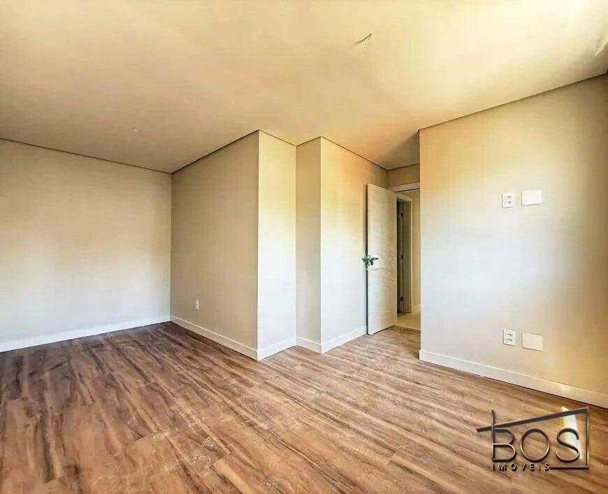 Apartamento, Sagrada Família, 2 Quartos, 2 Vagas, 1 Suíte