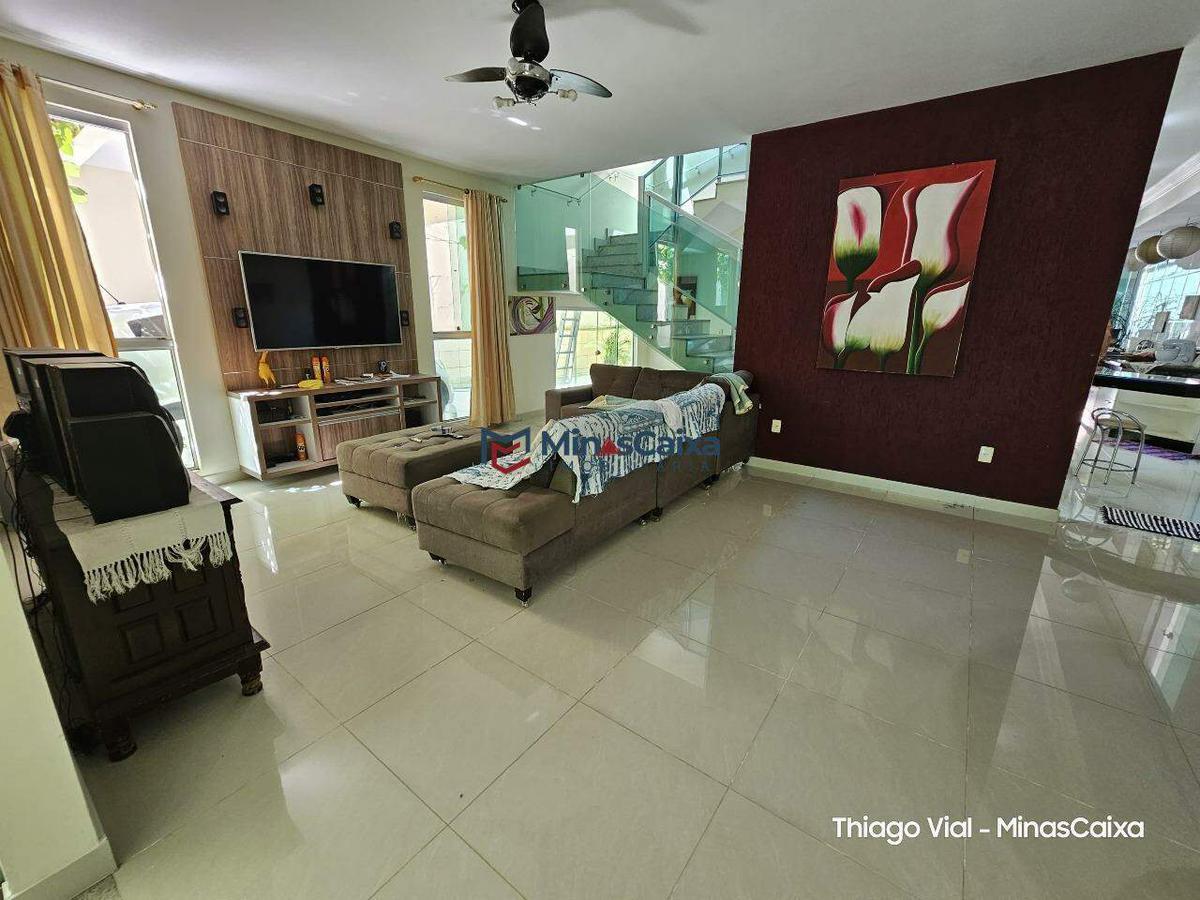 Casa, Santa Maria, 5 Quartos, 5 Vagas, 1 Suíte