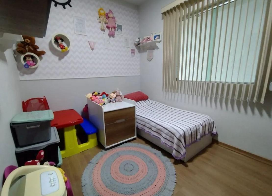 Casa, Barreiro, 4 Quartos, 4 Vagas, 1 Suíte