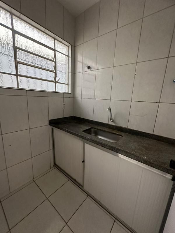 Casa Comercial, Bom Pastor, 0 Quarto, 2 Vagas